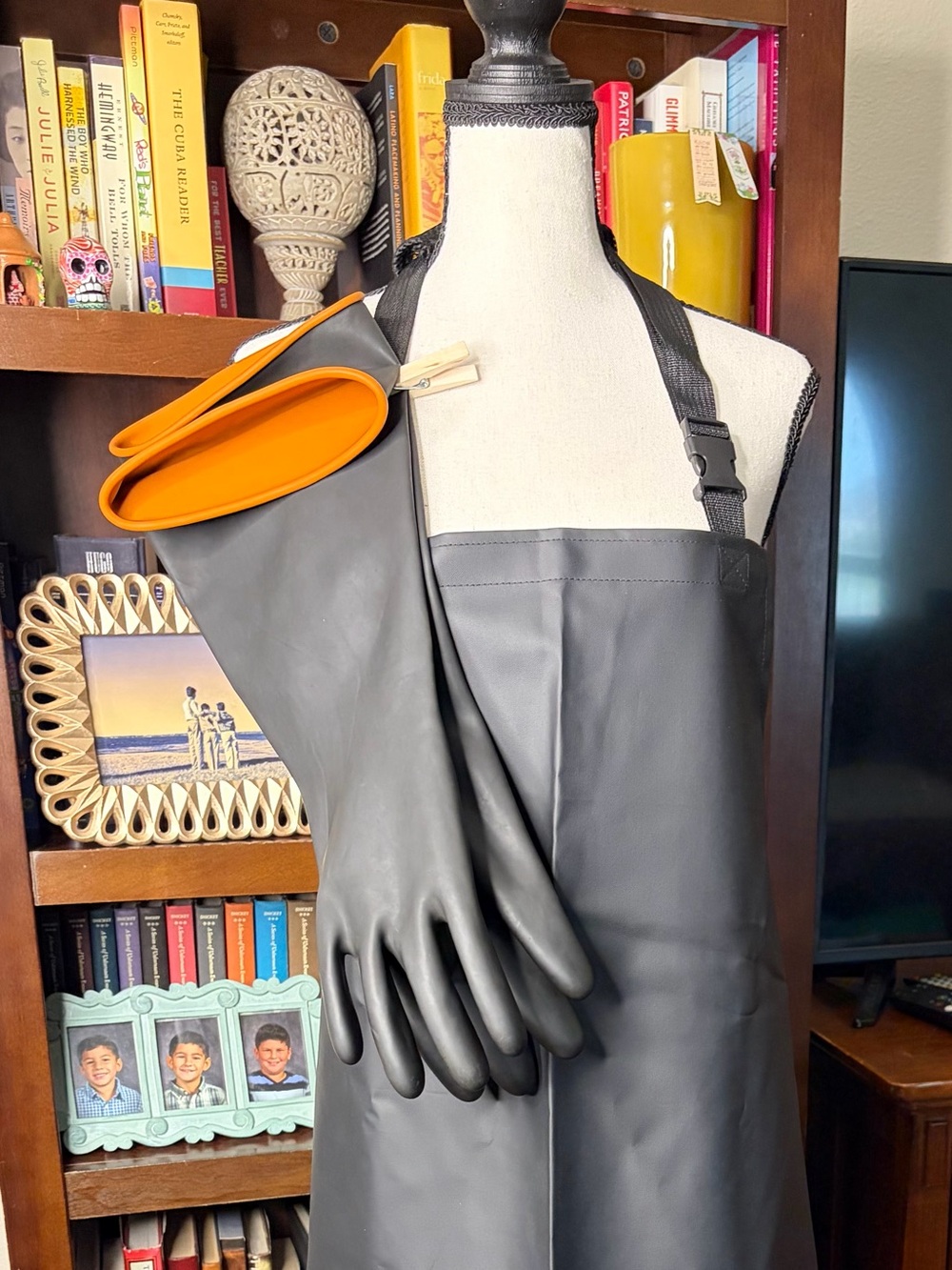 Black Butcher Apron & Rubber Gloves Halloween Costume Set